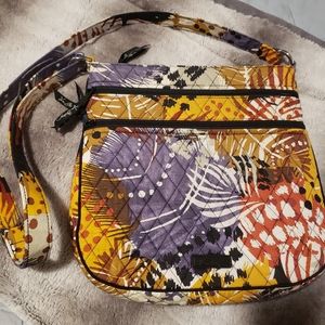 Vera Bradley hipster like new